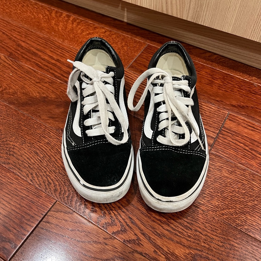 Vans Old Skool Sneakers Skater Shoes Black and White Size 4.5